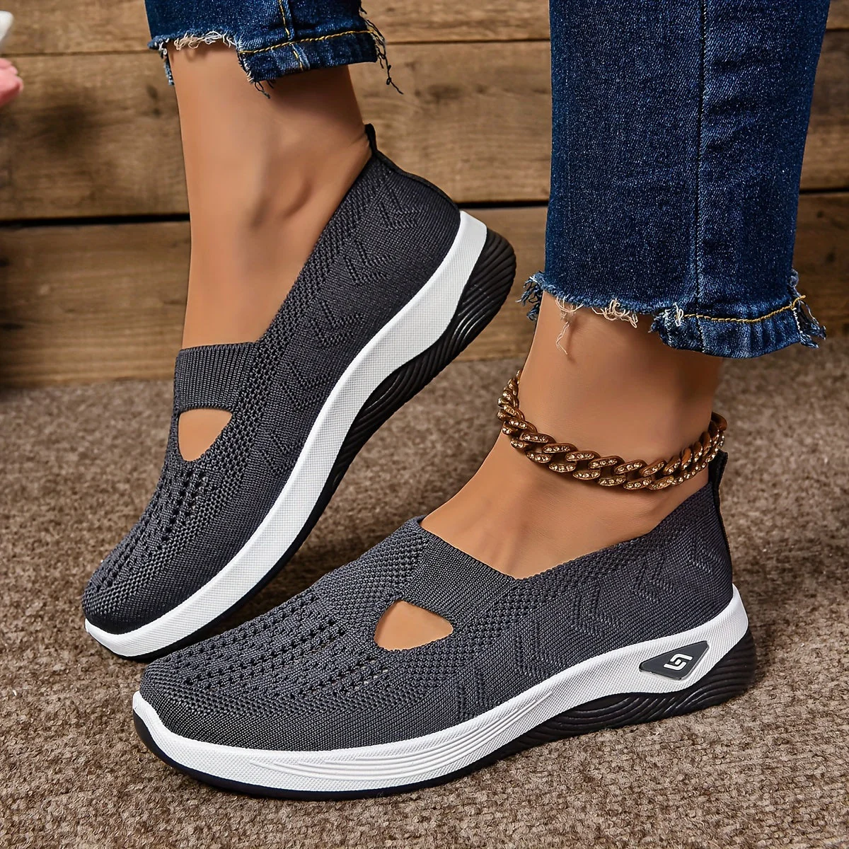 Heidi-Mode | Atmungsaktive Orthopädische Slip-On Sneakers für Damen - Image 9