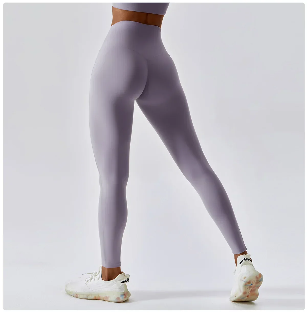 Heidi-Mode | Atmungsaktive Push-Up Yoga Leggings mit Pfirsich Hebung - Image 29
