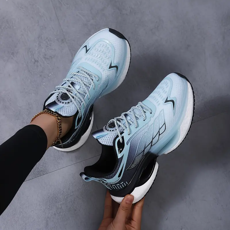 Heidi-Mode | Atmungsaktive Wasserdichte Plateau Sneakers Aus Mesh - Image 3