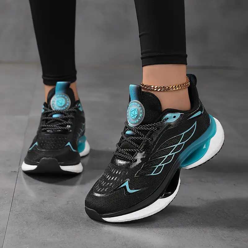 Heidi-Mode | Atmungsaktive Wasserdichte Plateau Sneakers Aus Mesh - Image 4
