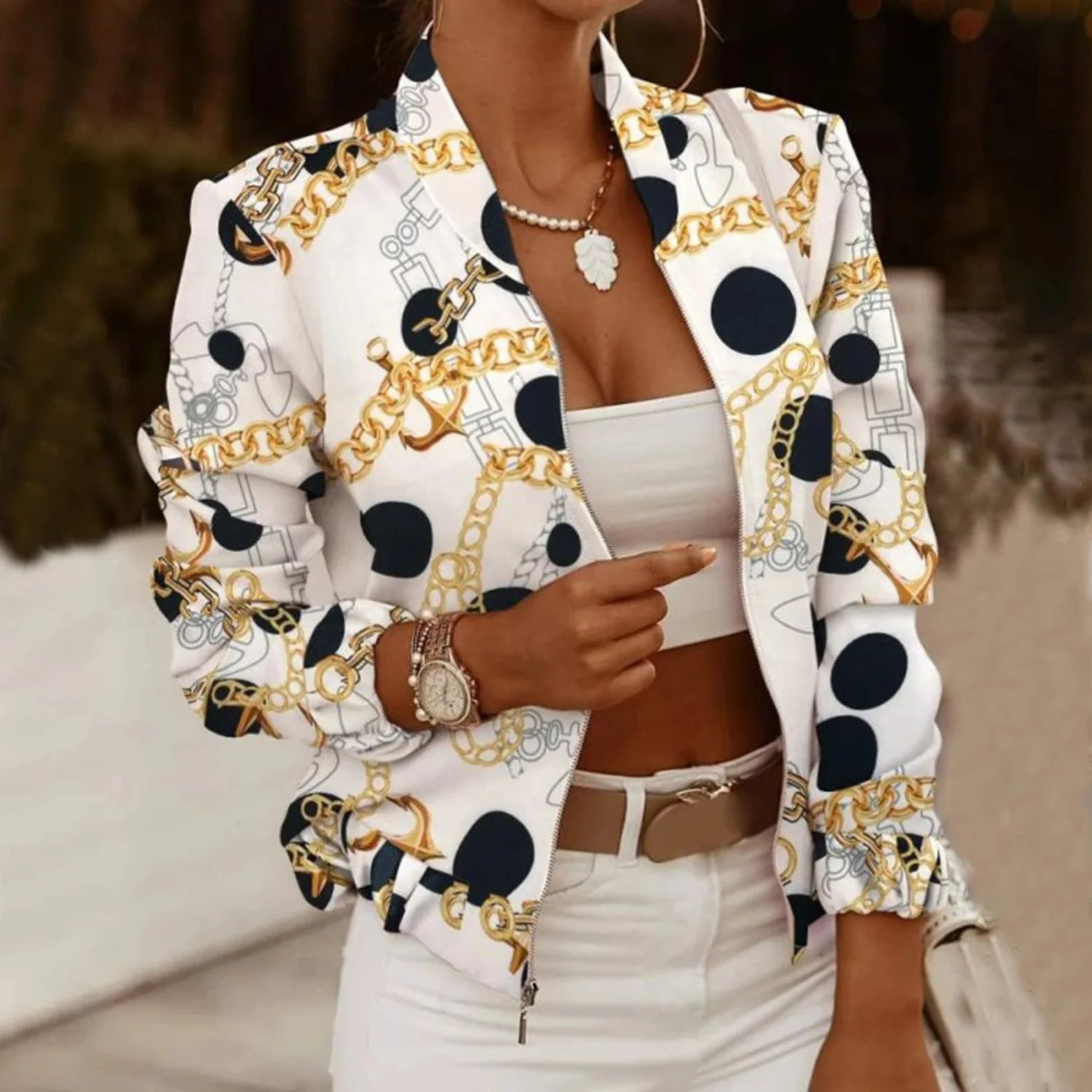 Heidi-Mode | Barock Inspirierte Leichte Bomberjacke für Frauen - Image 13