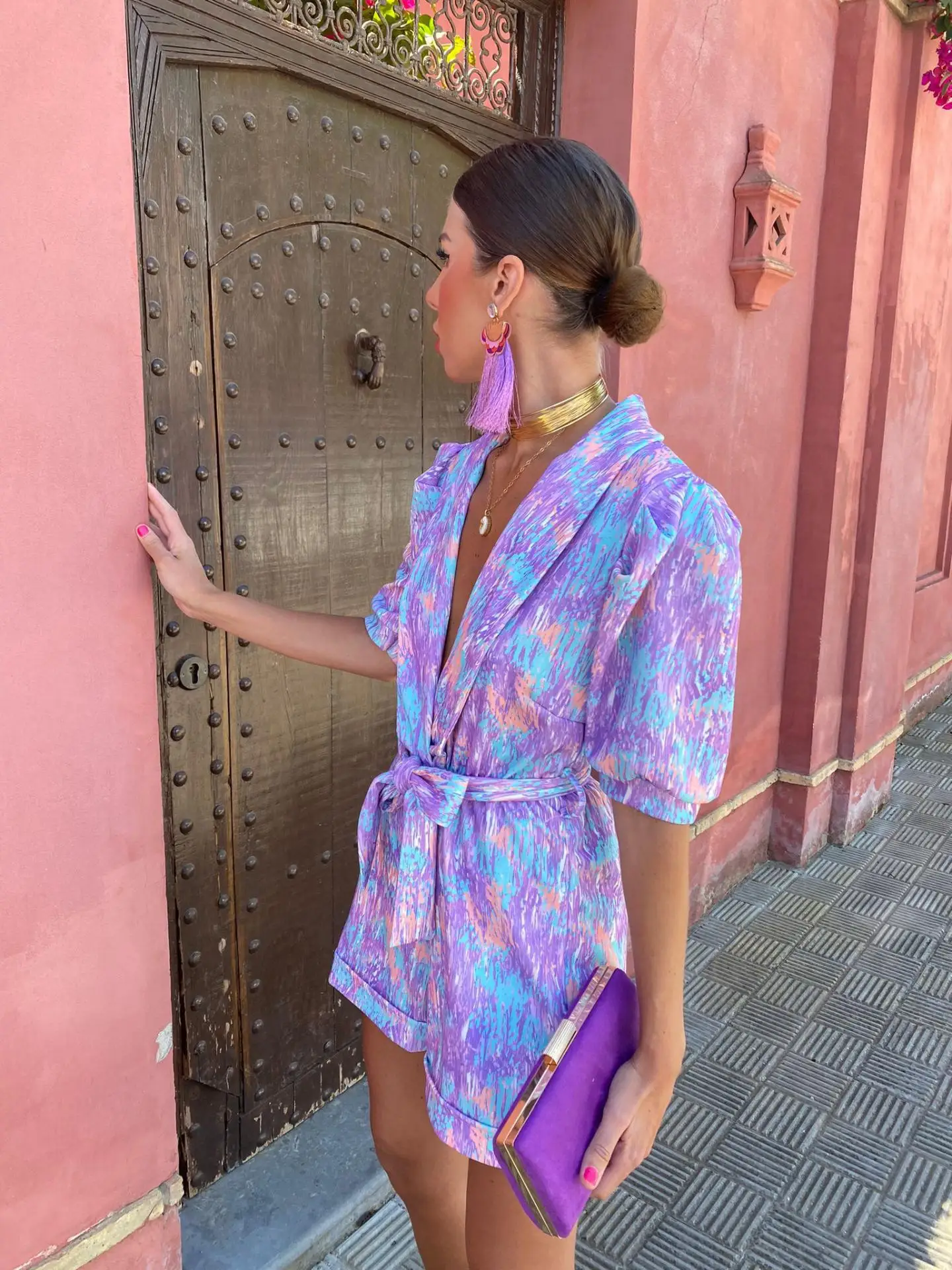 Heidi-Mode | Bedruckter Jumpsuit Moderner Jumpsuit für Damen mit Tiefem V-Ausschnitt und Kurzen Ärmeln - Image 4