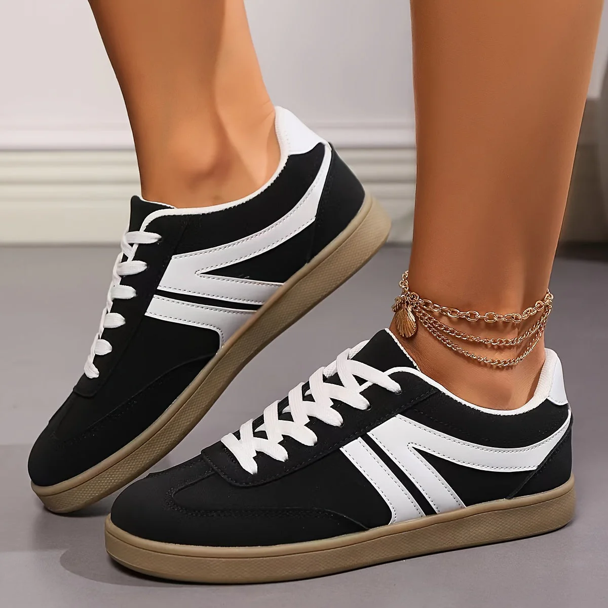 Heidi-Mode | Bequeme Damensneaker In Einfarbigen Farben - Image 4