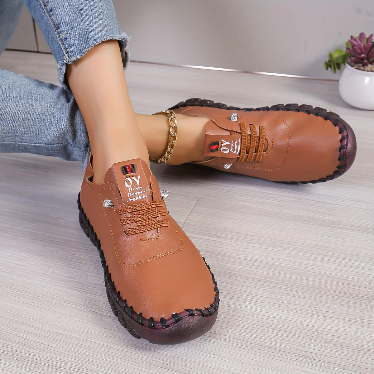 Heidi-Mode | Bequeme Lederschuhe mit Runder Spitze - Image 11