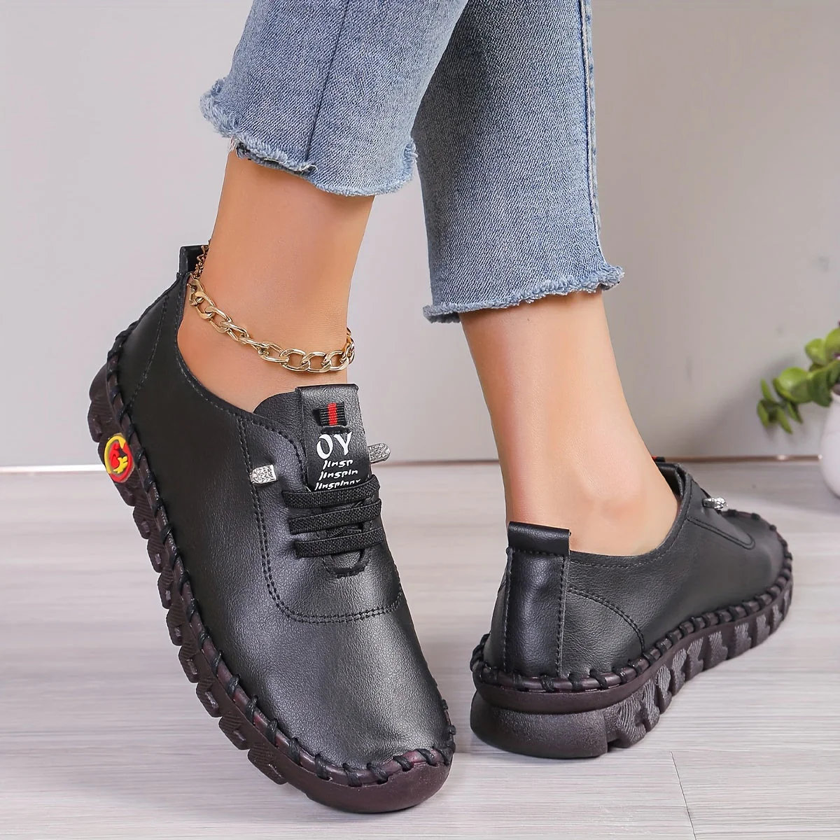 Heidi-Mode | Bequeme Lederschuhe mit Runder Spitze - Image 7