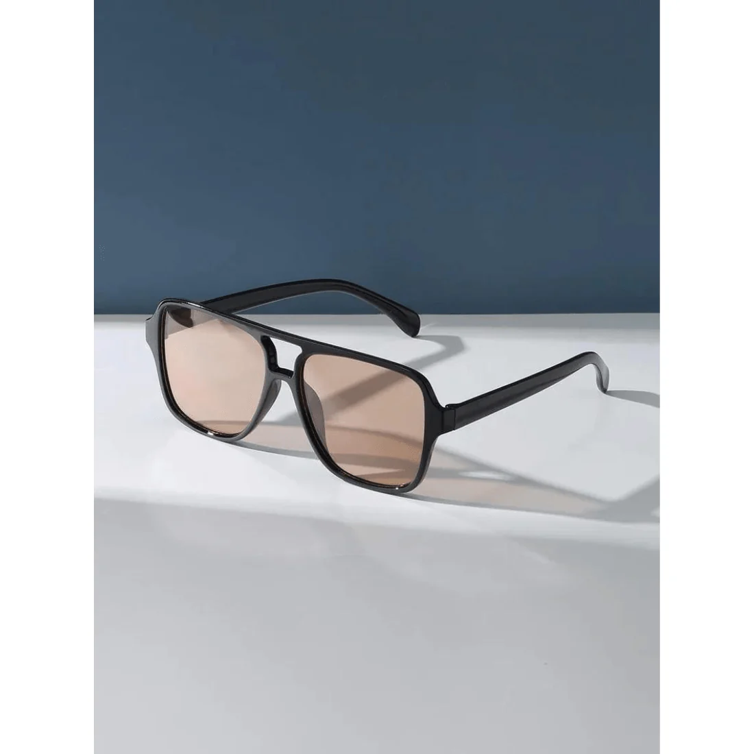 Heidi-Mode | Übergröße Sonnenbrille für Damen Chic & Trendy - Image 3