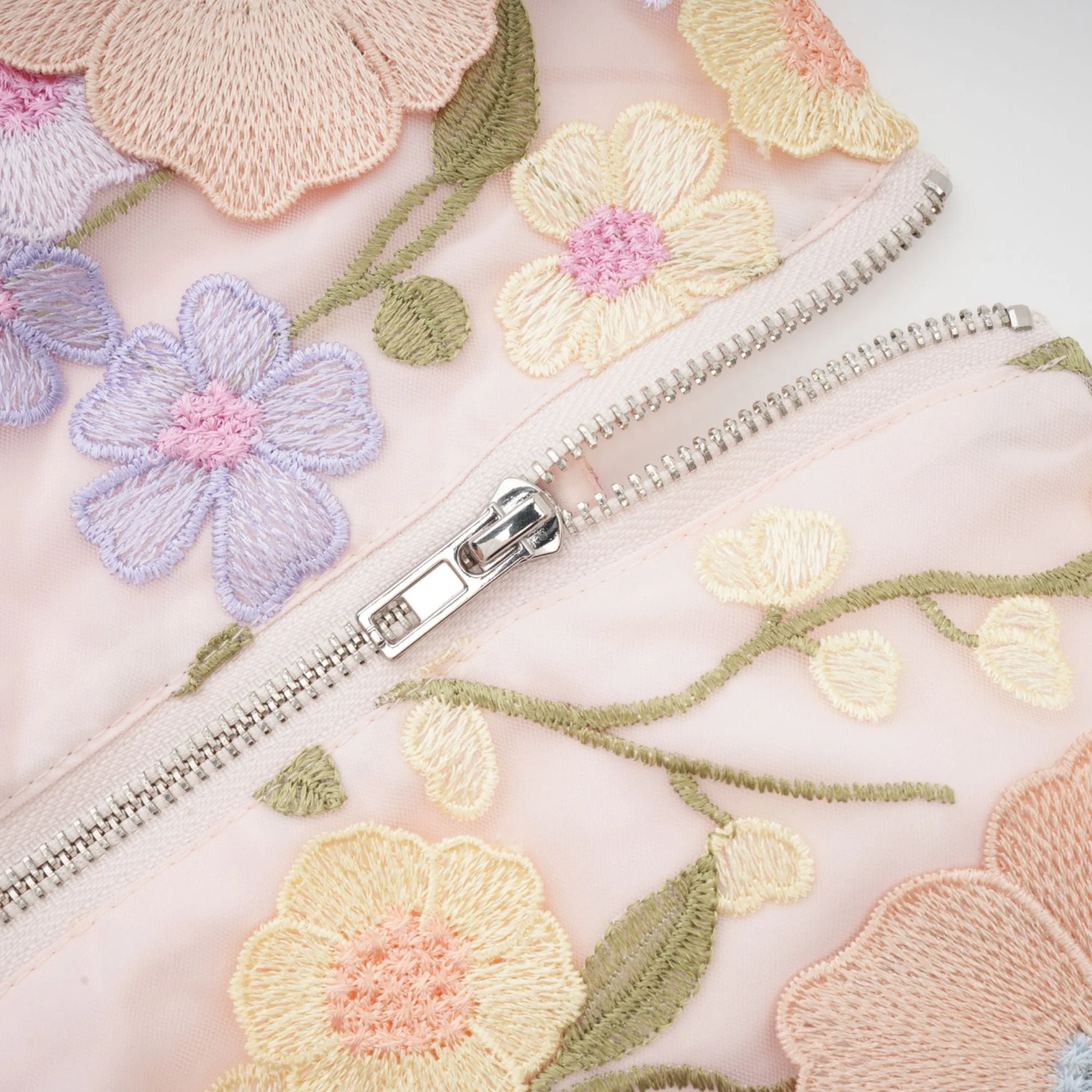 Heidi-Mode | Petal Besticktes Top & Rock Passendes Set - Image 17