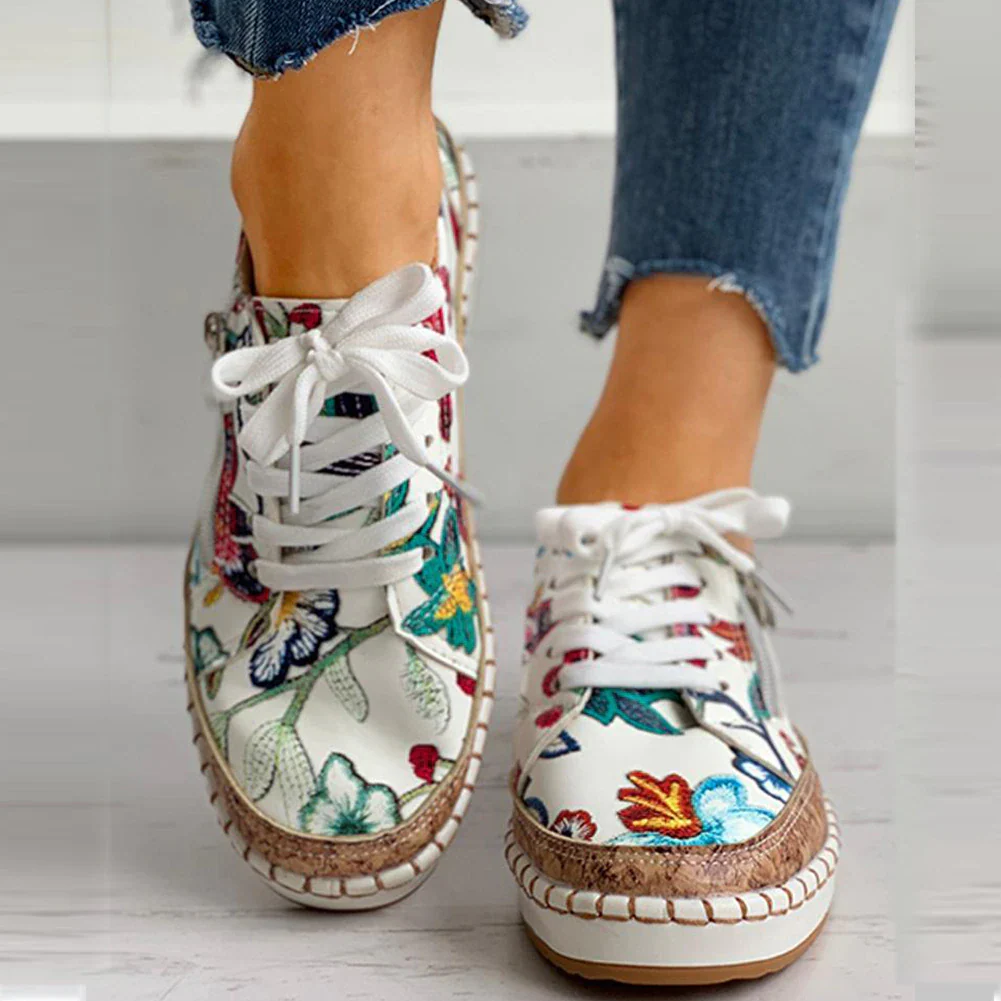 Heidi-Mode | Blumendruck Schuhe mit Ergonomischem Fußbett - Image 3