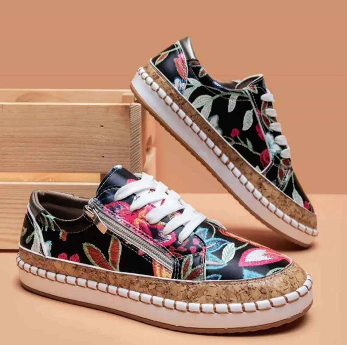 Heidi-Mode | Blumendruck Schuhe mit Ergonomischem Fußbett - Image 5