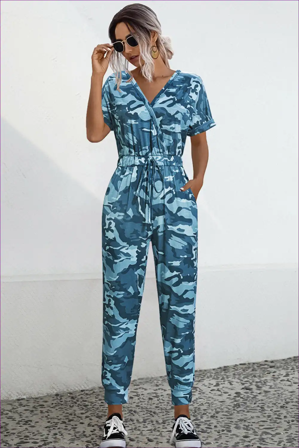 Heidi-Mode | Camo V-Ausschnitt Bindesprunganzug - Müheloser Sommer Cool - Image 4