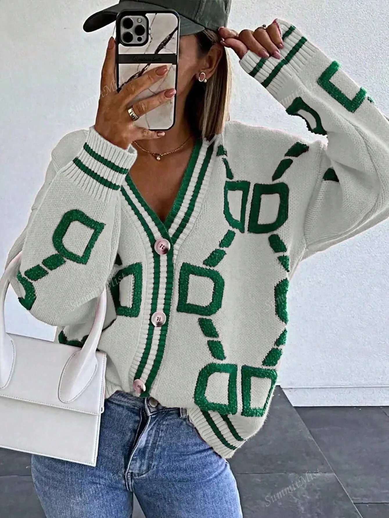 Heidi-Mode | Strickjacke mit Grafischen Drucken für Damen - Image 5