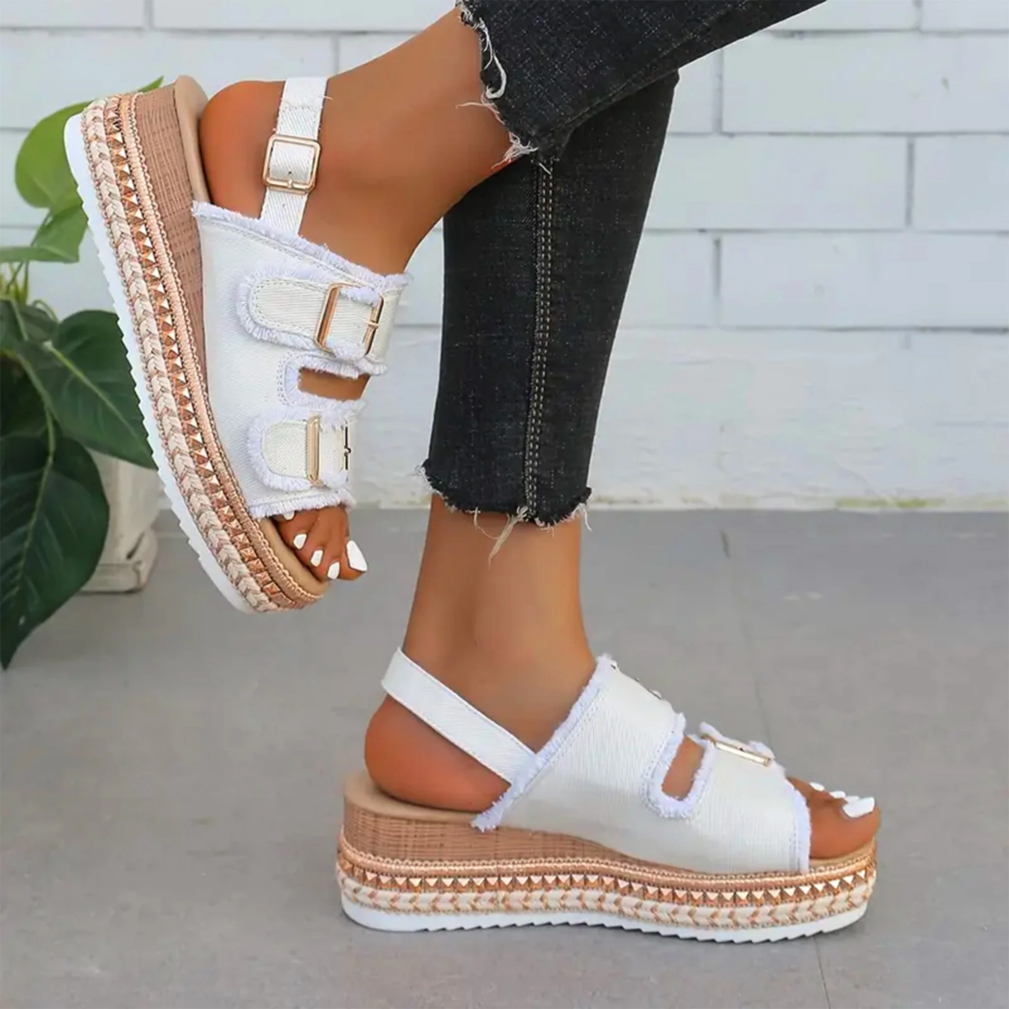 Heidi-Mode | Lässige Denim Wedges - Image 2