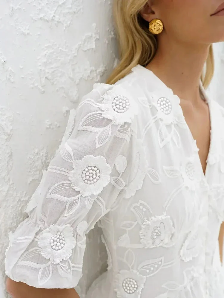 Heidi-Mode | Midikleid mit Stickerei – Elegante Damenmode für Jeden Anlass - Image 2