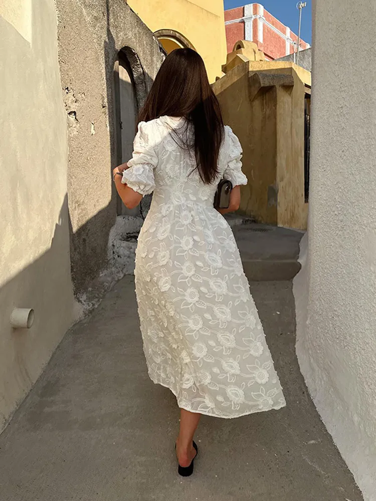 Heidi-Mode | Midikleid mit Stickerei – Elegante Damenmode für Jeden Anlass - Image 4