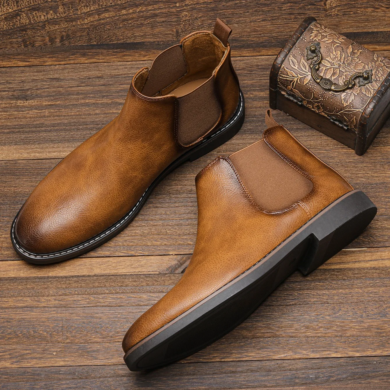 Heidi-Mode | Zeitlose Chelsea-Stiefel - Image 2