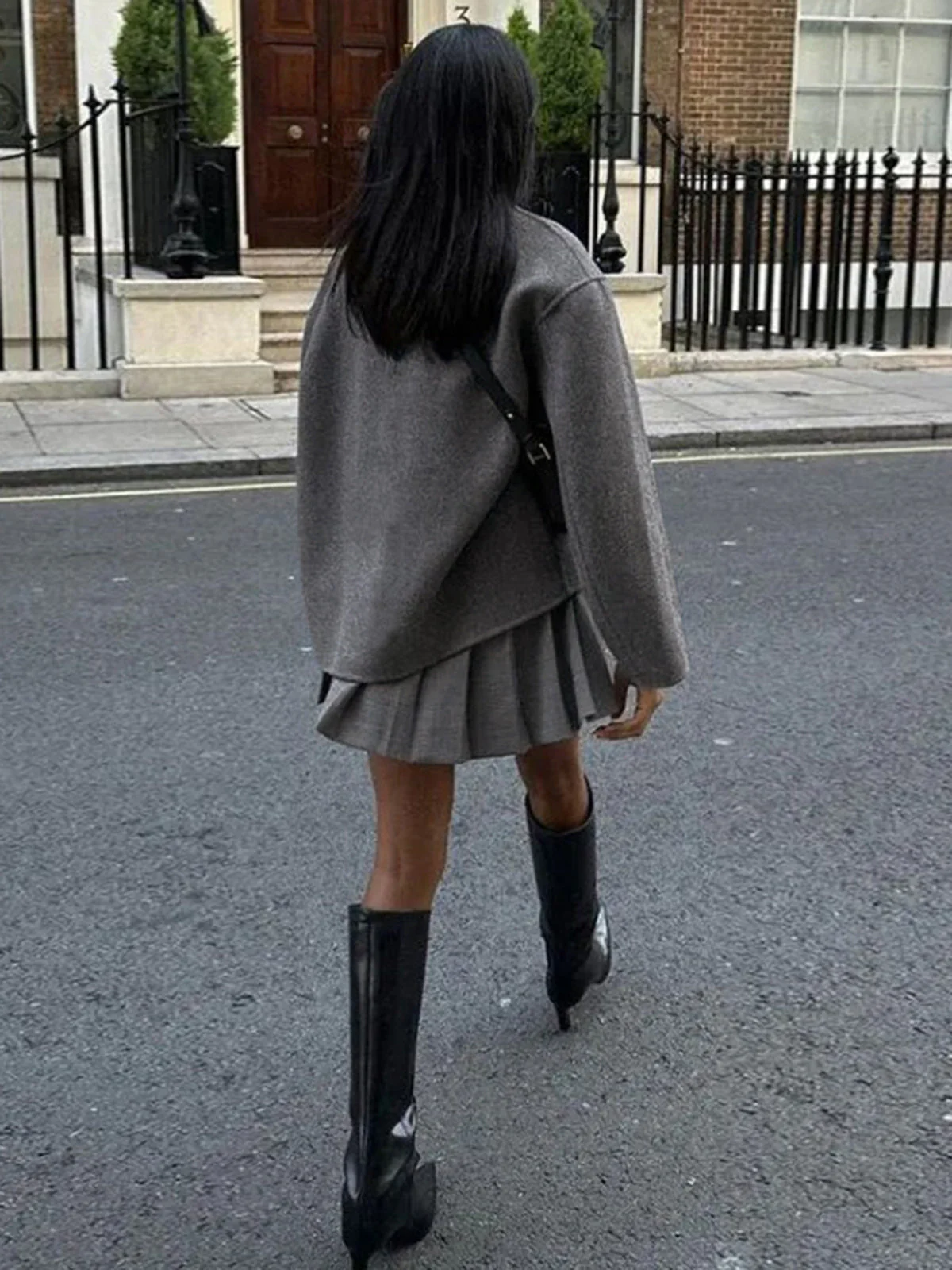 Heidi-Mode | Trendige Oversize-Jacke mit Knopfverschluss - Image 6