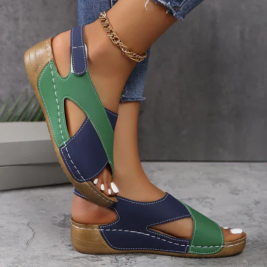 Heidi-Mode | Damenschuhe mit Kontrastierendem Keilabsatz - Image 2