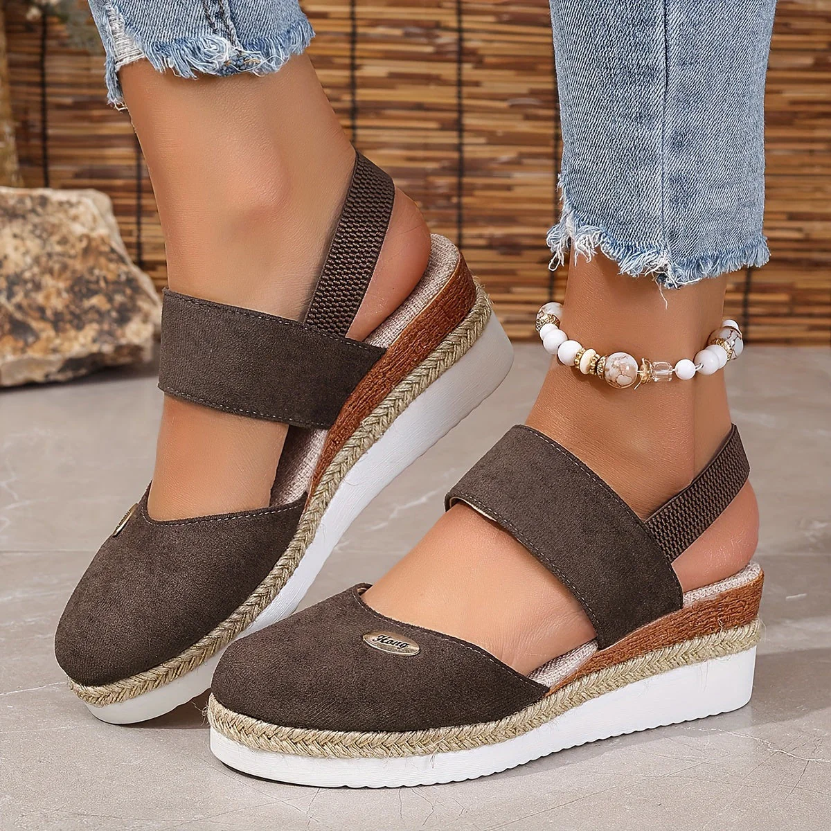 Heidi-Mode | Damen Sandalen Auf Plattform: Rutschfest, Geschlossene Zehe, Elastischer Riemen - Image 14