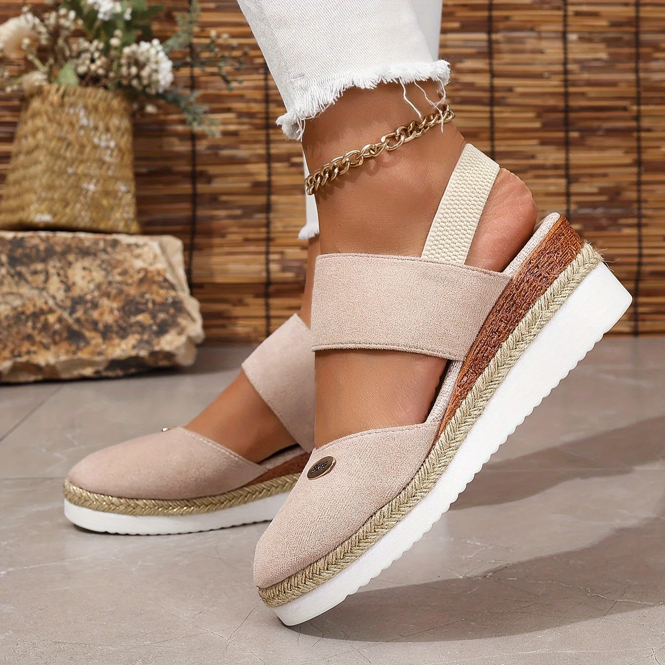 Heidi-Mode | Damen Sandalen Auf Plattform: Rutschfest, Geschlossene Zehe, Elastischer Riemen - Image 22