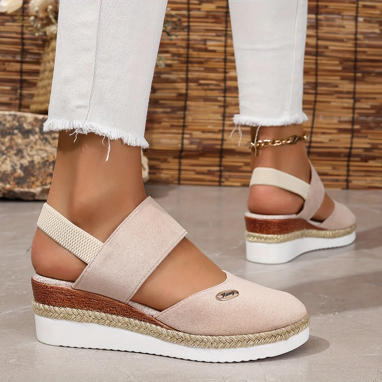 Heidi-Mode | Damen Sandalen Auf Plattform: Rutschfest, Geschlossene Zehe, Elastischer Riemen - Image 31