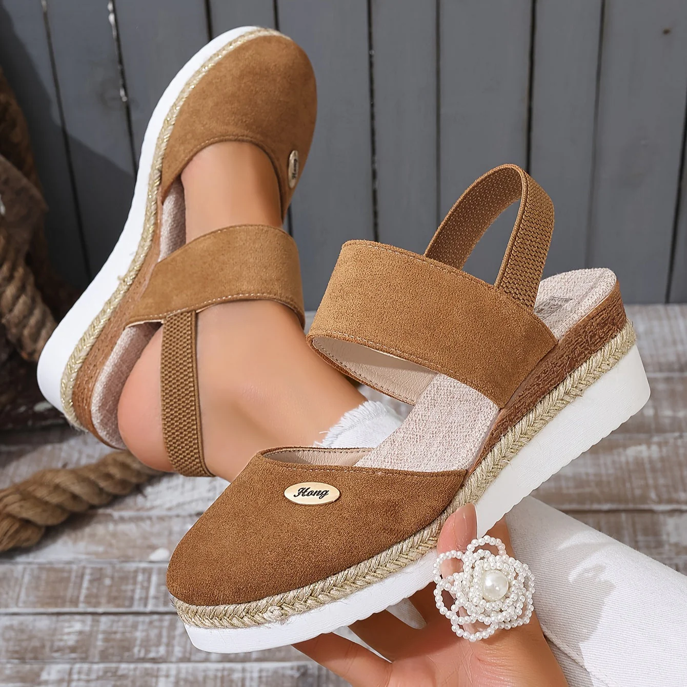 Heidi-Mode | Damen Sandalen Auf Plattform: Rutschfest, Geschlossene Zehe, Elastischer Riemen - Image 6
