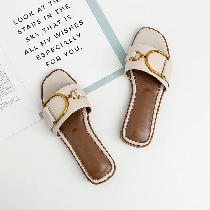 Heidi-Mode | Damen-Slipper Aus Vegan-Leder mit Quadratischer Zehenpartie Designer-Flats mit Metallverzierung, Outdoor-Flip-Flops, Gummisohle - Image 5