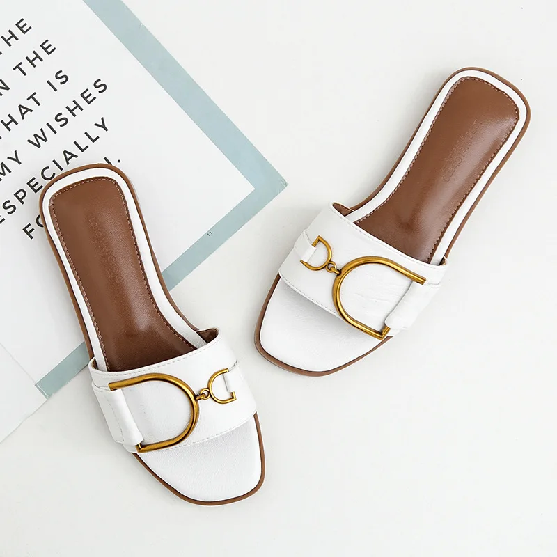 Heidi-Mode | Damen-Slipper Aus Vegan-Leder mit Quadratischer Zehenpartie Designer-Flats mit Metallverzierung, Outdoor-Flip-Flops, Gummisohle - Image 6