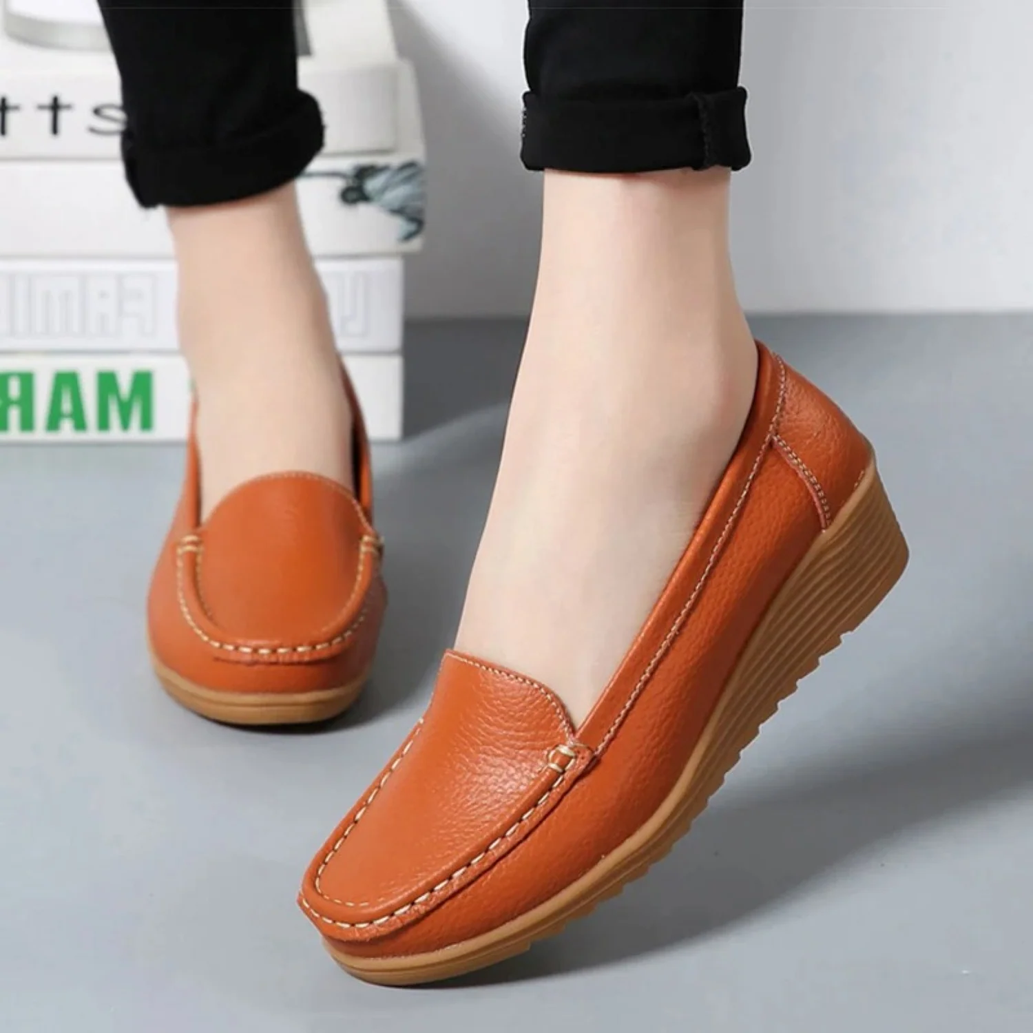 Heidi-Mode | Damen-Slipper Im Mokassin-Slip-On-Stil - Image 3