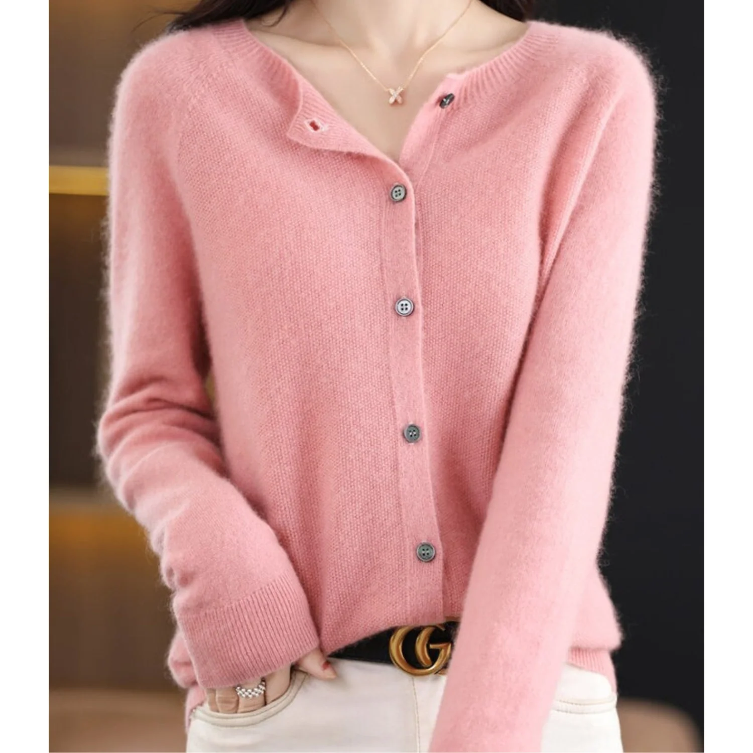 Heidi-Mode | Damen-Strickjacke mit O-Ausschnitt Aus 100 % Reiner Merinowolle, Kaschmirpullover - Image 2