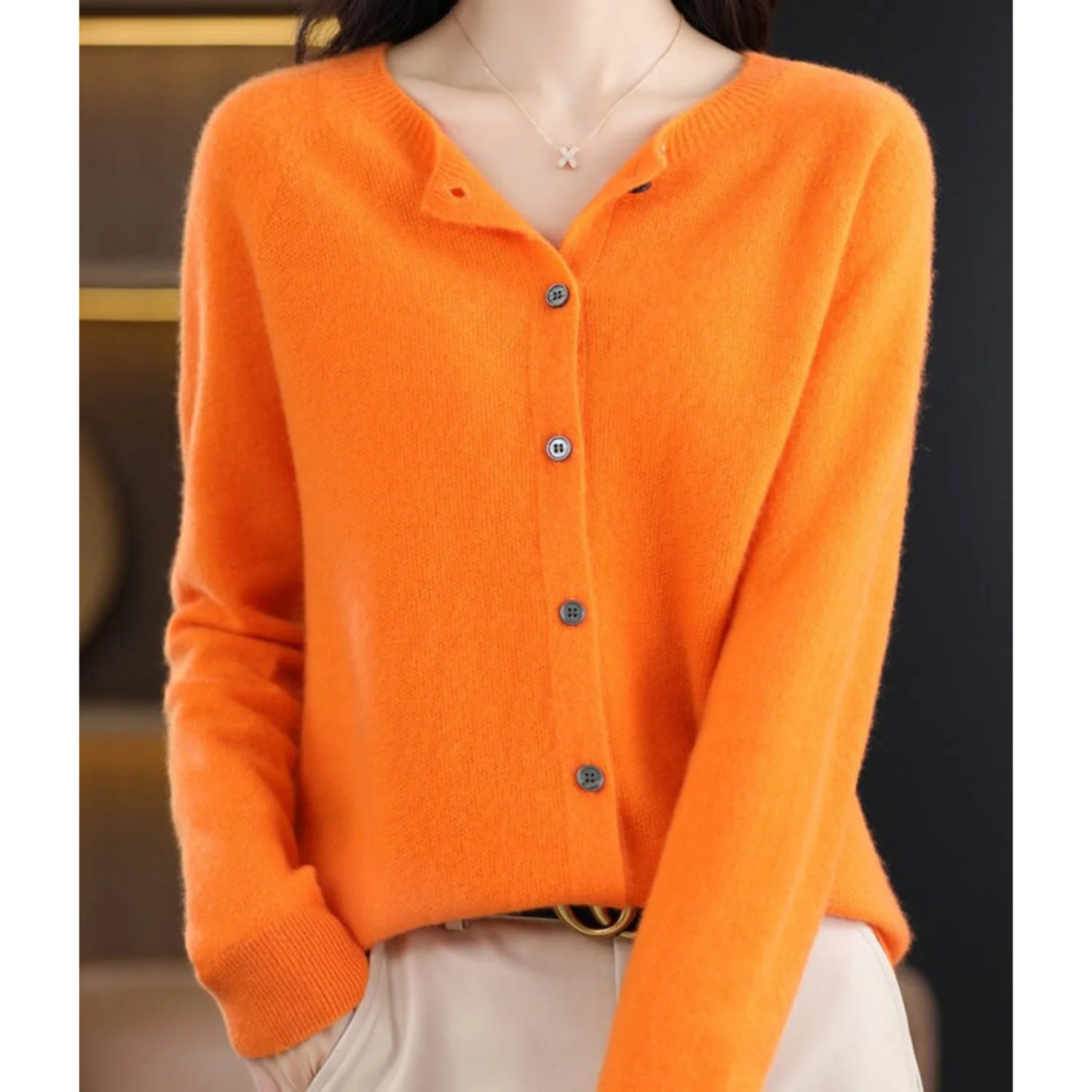 Heidi-Mode | Damen-Strickjacke mit O-Ausschnitt Aus 100 % Reiner Merinowolle, Kaschmirpullover - Image 8