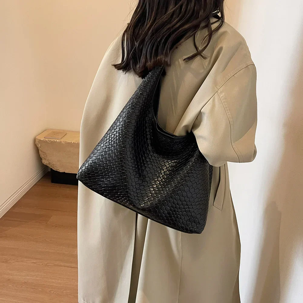 Heidi-Mode | Damen Vielseitige Schultertasche Aus Weichem Leder mit Gewebtem Hobo-Design - Image 3