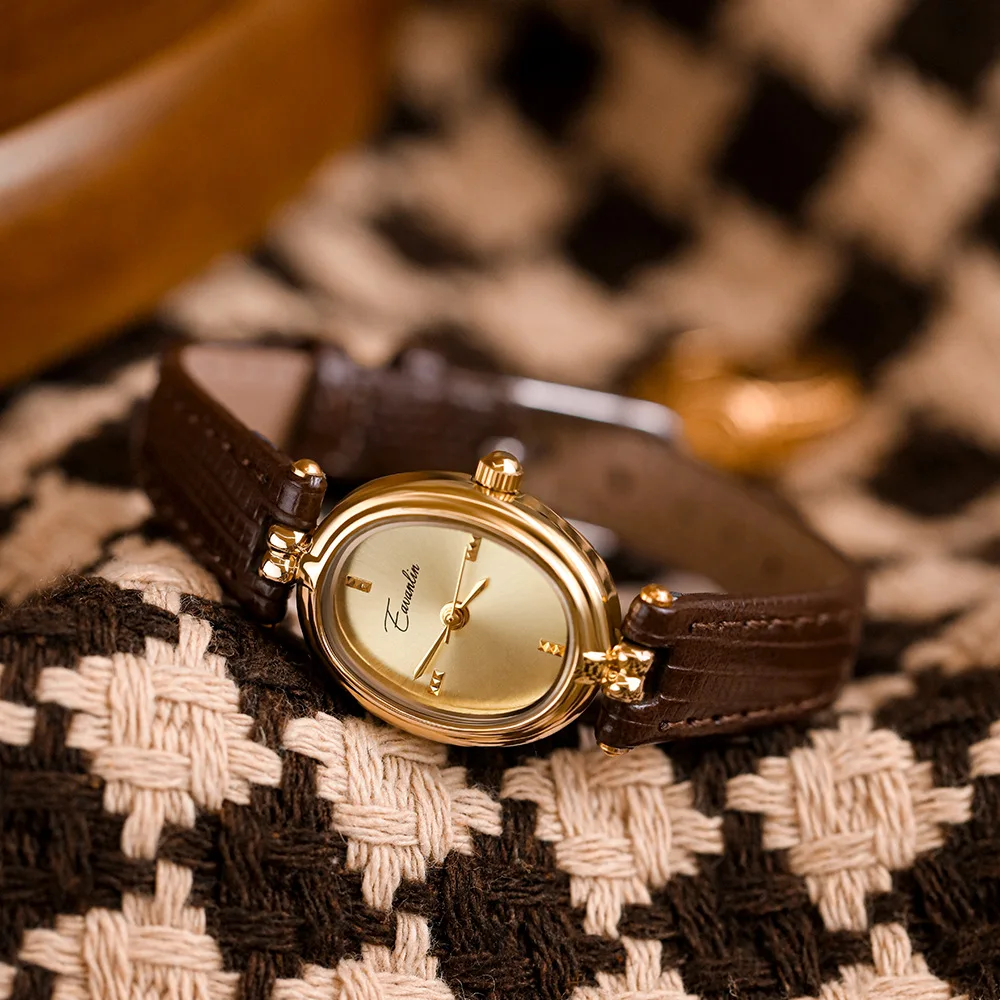 Heidi-Mode | Damenarmbanduhr mit Schlankem Profil und Luxuriösem Lederband - Image 6