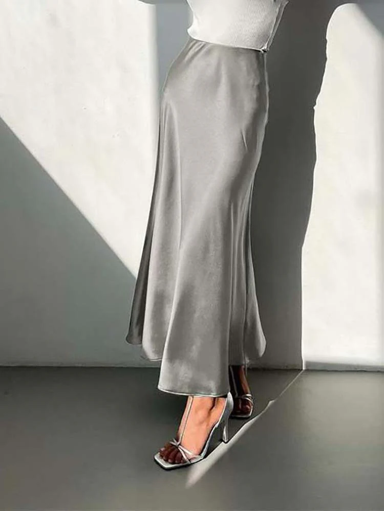 Heidi-Mode | Der Elegante Midirock Aus Satin - Image 2