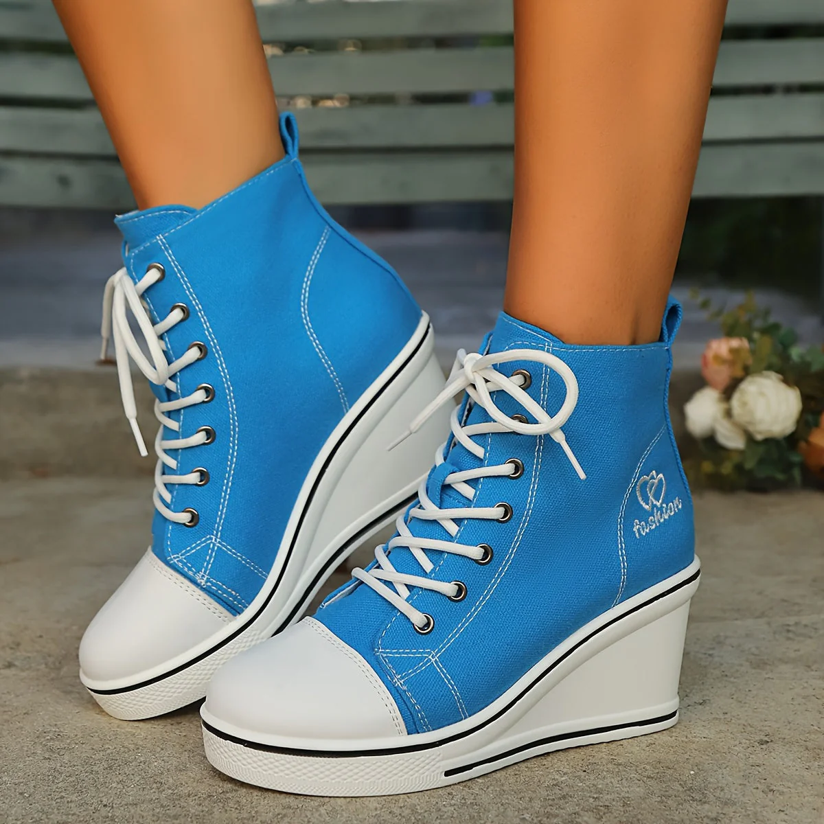 Heidi-Mode | Einfache Canvas Stiefeletten mit Liebesmotiv - Image 17