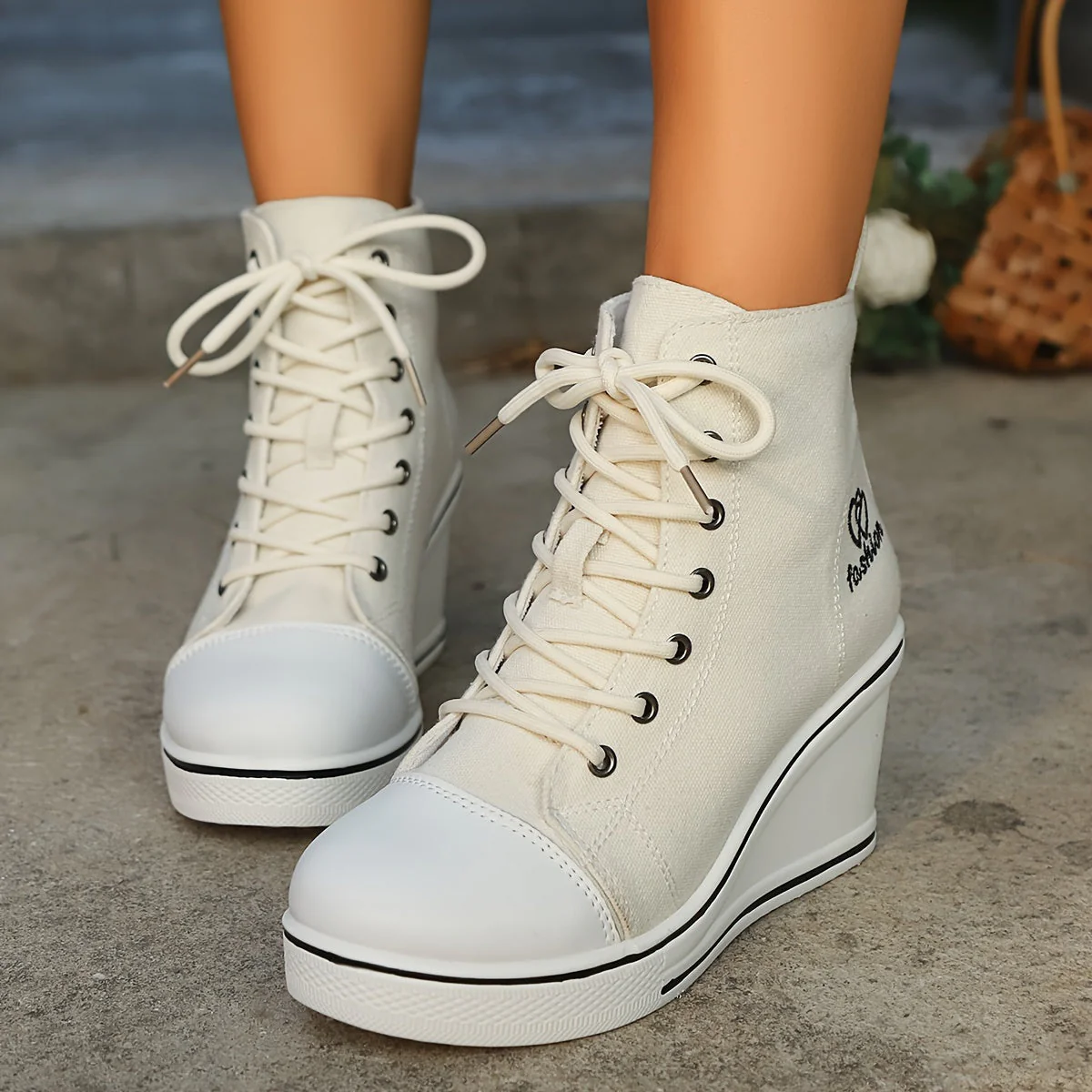 Heidi-Mode | Einfache Canvas Stiefeletten mit Liebesmotiv - Image 7
