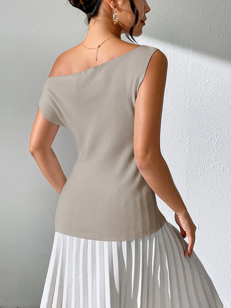 Heidi-Mode | Einfarbiges Ärmelloses Top mit Schulterfreiem Strickdesign - Image 6