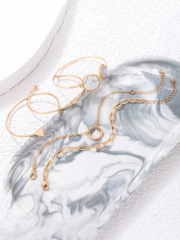 Heidi-Mode | Eingelassene Offene Fünfteiliges Armband Geometrisches Liebes Dreiecks Armband Satz - Image 2