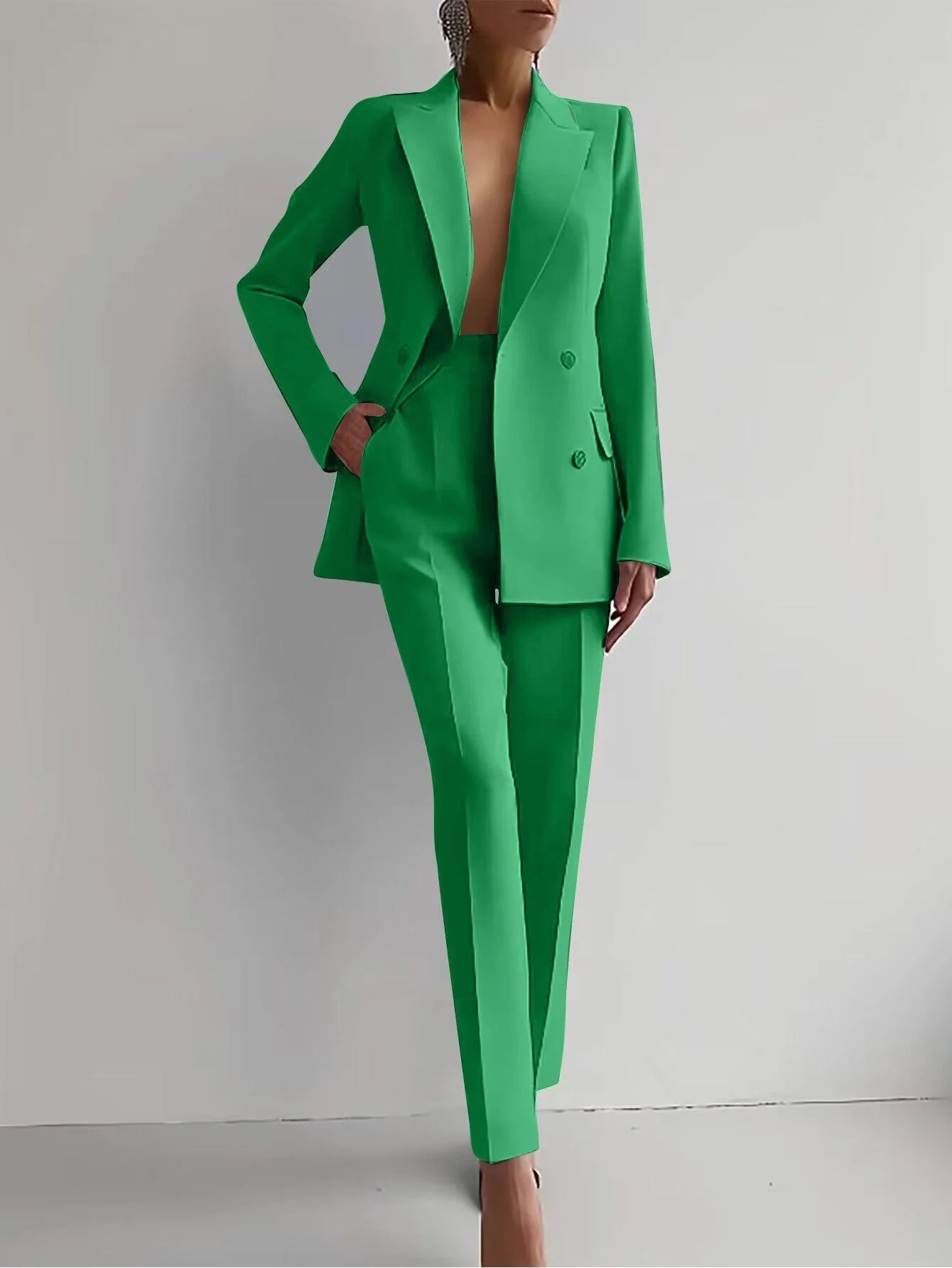 Heidi-Mode | Eleganter Damenanzug - Image 7