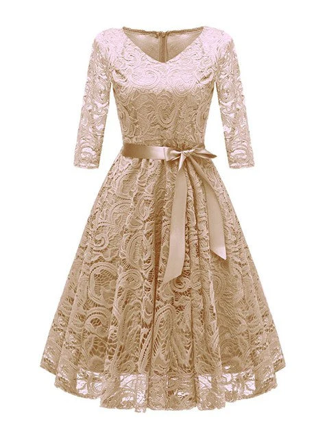 Heidi-Mode | Elegantes V-Förmiges Spitzenabendkleid - Image 10