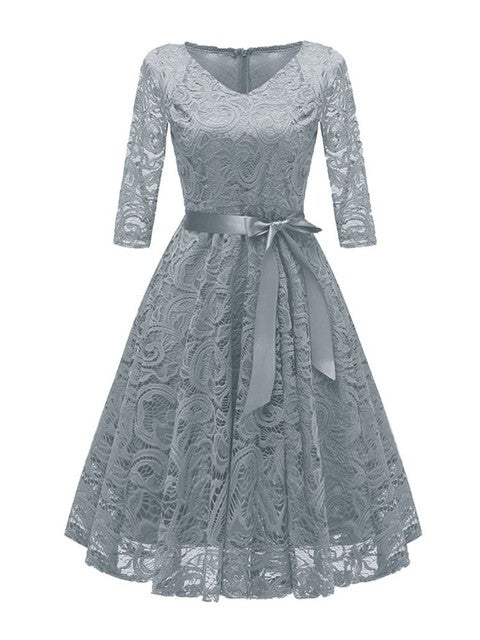 Heidi-Mode | Elegantes V-Förmiges Spitzenabendkleid - Image 6