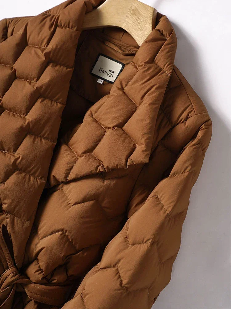 Heidi-Mode | Elegante Daunenjacke mit Gürtel - Image 3