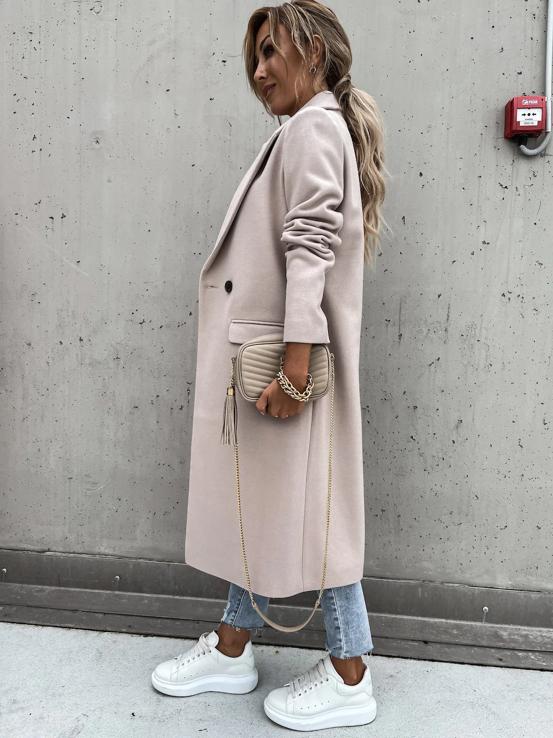 Heidi-Mode | Elegante Doppelreihige Jacke Wolle und Polyester Klassisch, Warm - Image 4