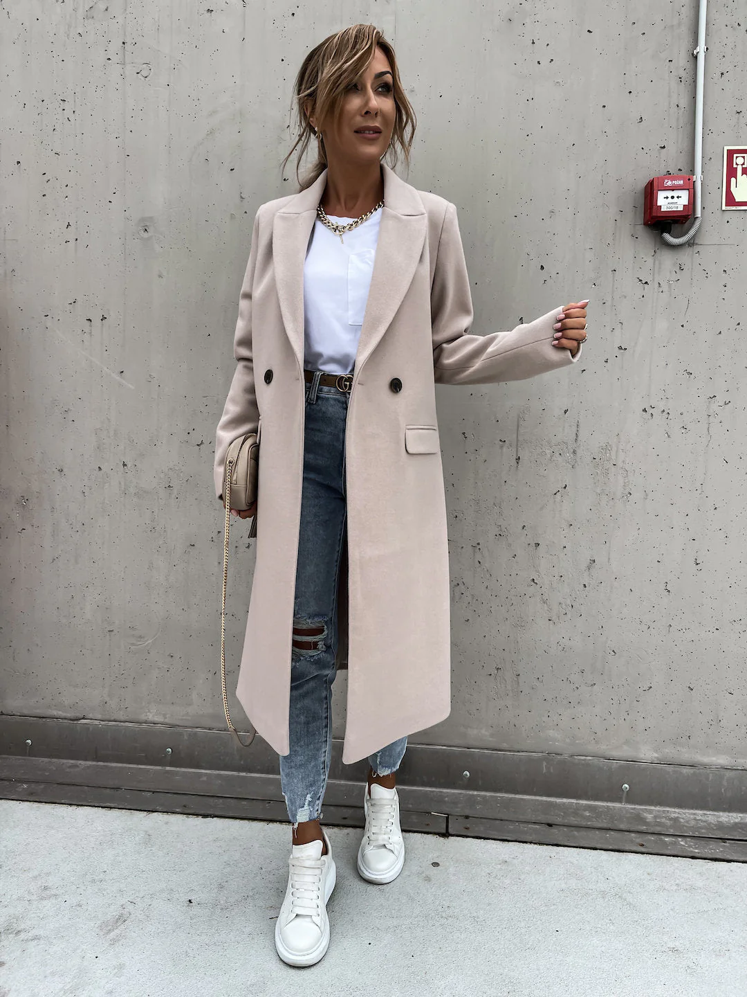 Heidi-Mode | Elegante Doppelreihige Jacke Wolle und Polyester Klassisch, Warm - Image 6