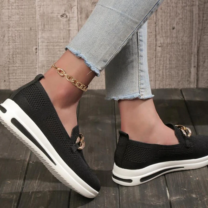 Heidi-Mode | Elegante Slip-On-Loafer mit Kettendetail für Frauen - Image 2