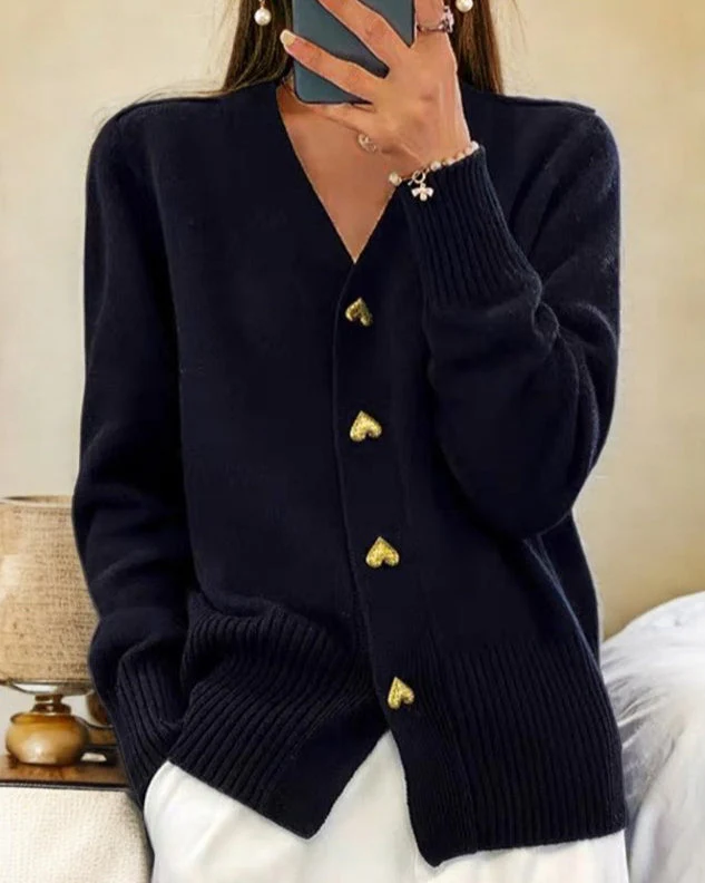 Heidi-Mode | Elegante Strickjacke mit Herzknöpfen - Image 5