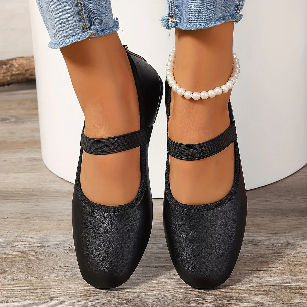 Heidi-Mode | Elegante Weiße Mary Jane Ballerinas - Image 10