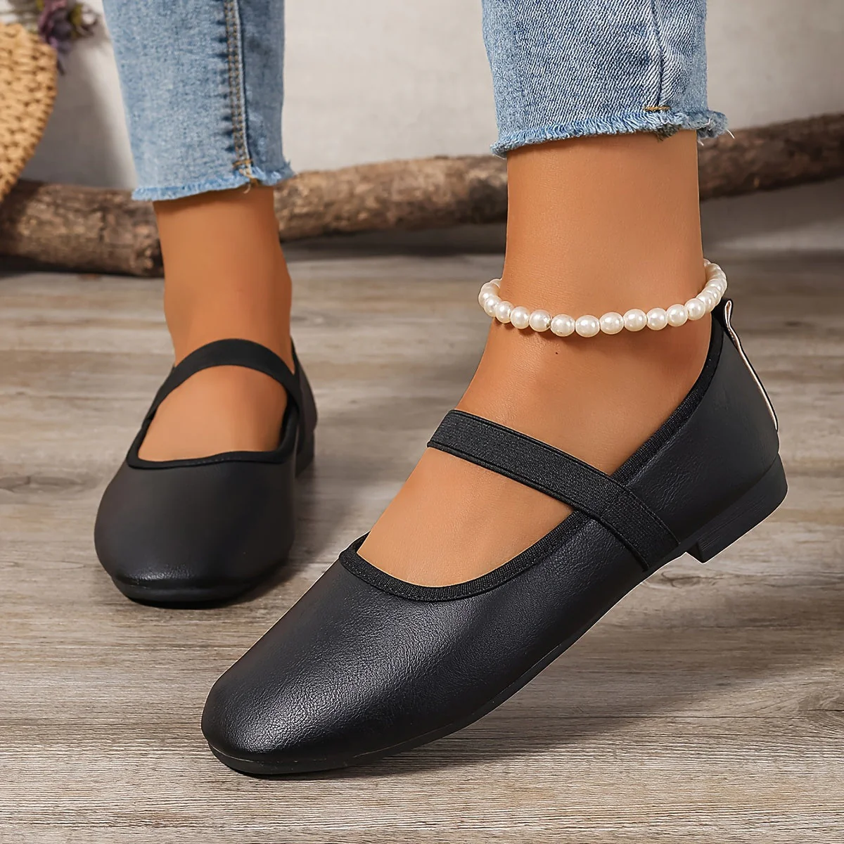 Heidi-Mode | Elegante Weiße Mary Jane Ballerinas - Image 7