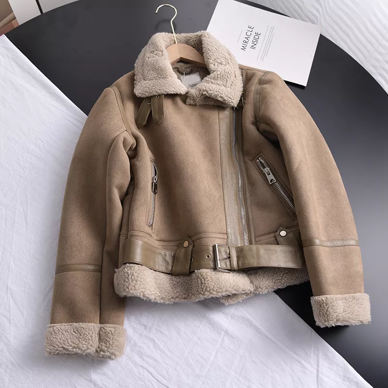 Heidi-Mode | Elegante Wildleder-Winterjacke für Frauen - Image 4