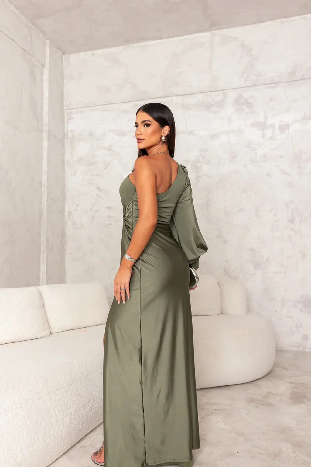 Heidi-Mode | Elegantes Kleid mit Finesse - Image 8