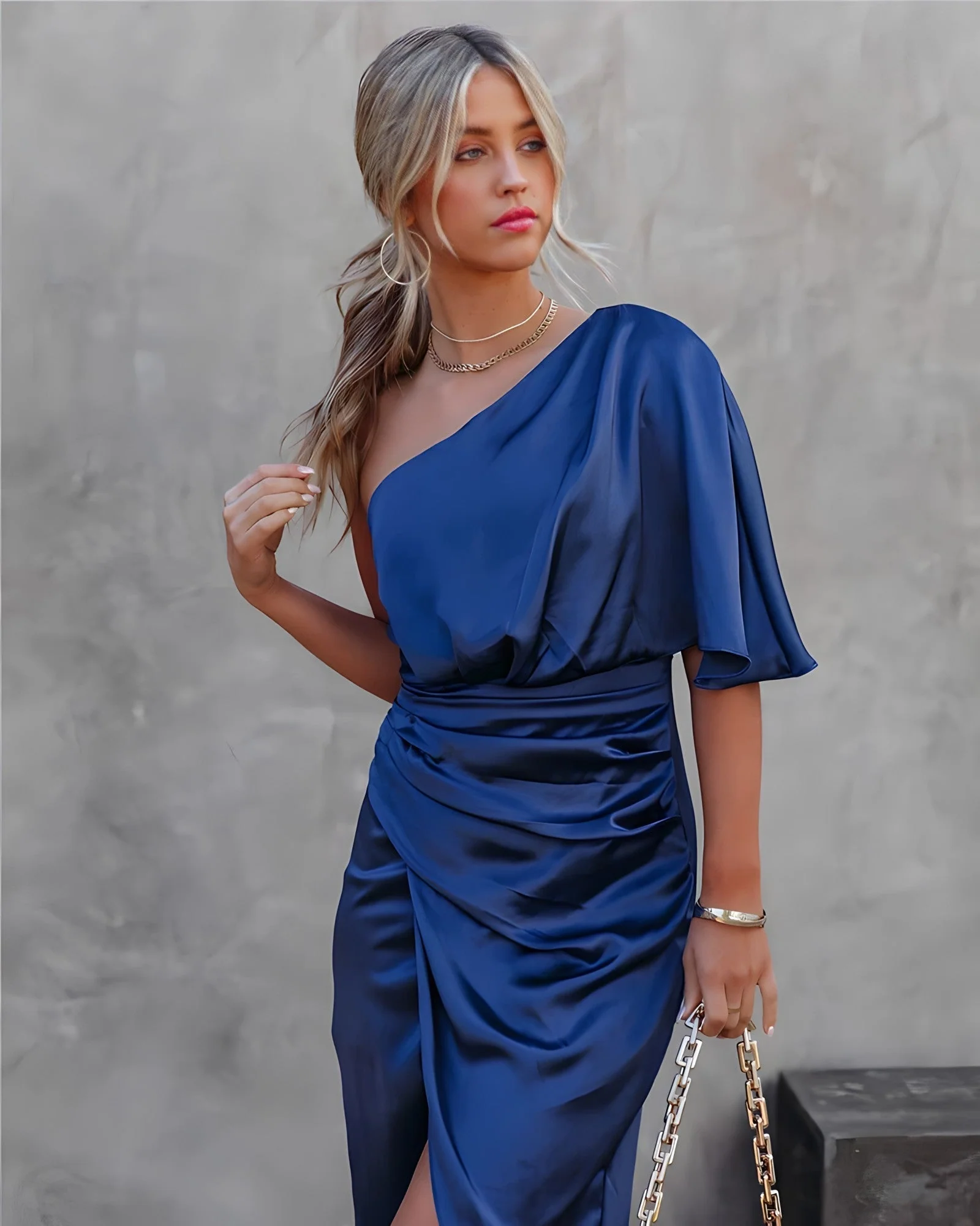 Heidi-Mode | Elegantes-One-Shoulder-Abendkleid-Aus-Satin-Asymmetrisches-Partykleid-Aus-Satin-Mit-Ruschen - Image 15